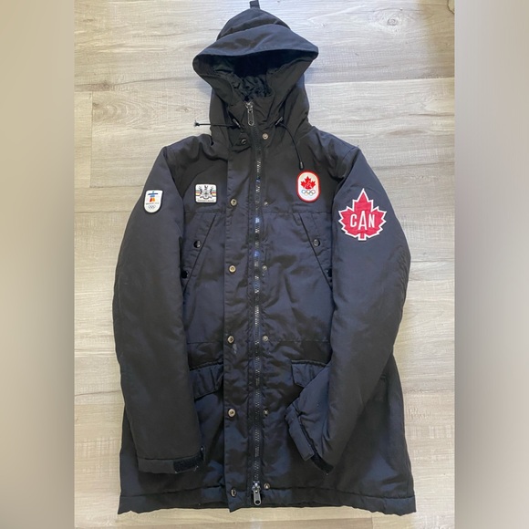 Hudson’s Bay Company CanadaVancouver 2010 Olympics Winter Parka Jacket Women’s M - Picture 6 of 12